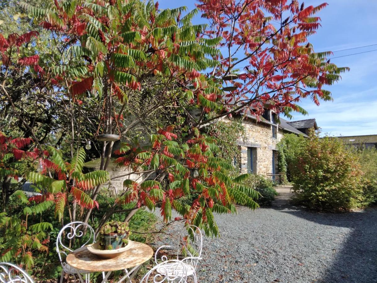 Le Chene Blanc Bed & Breakfast Plessé Exterior photo